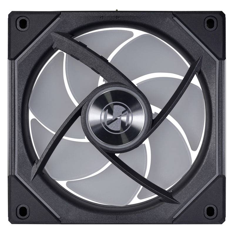 Černý počítačový ventilátor s pěti bílými lopatkami, centrálním logem a čtvercovým rámečkem, určený pro chlazení v počítačích.
