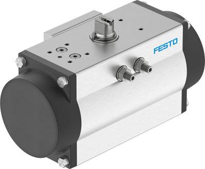 Pneumatický válec od Festo, primárně používaný v automatizační technice, s viditelnými přípoji a krytem.