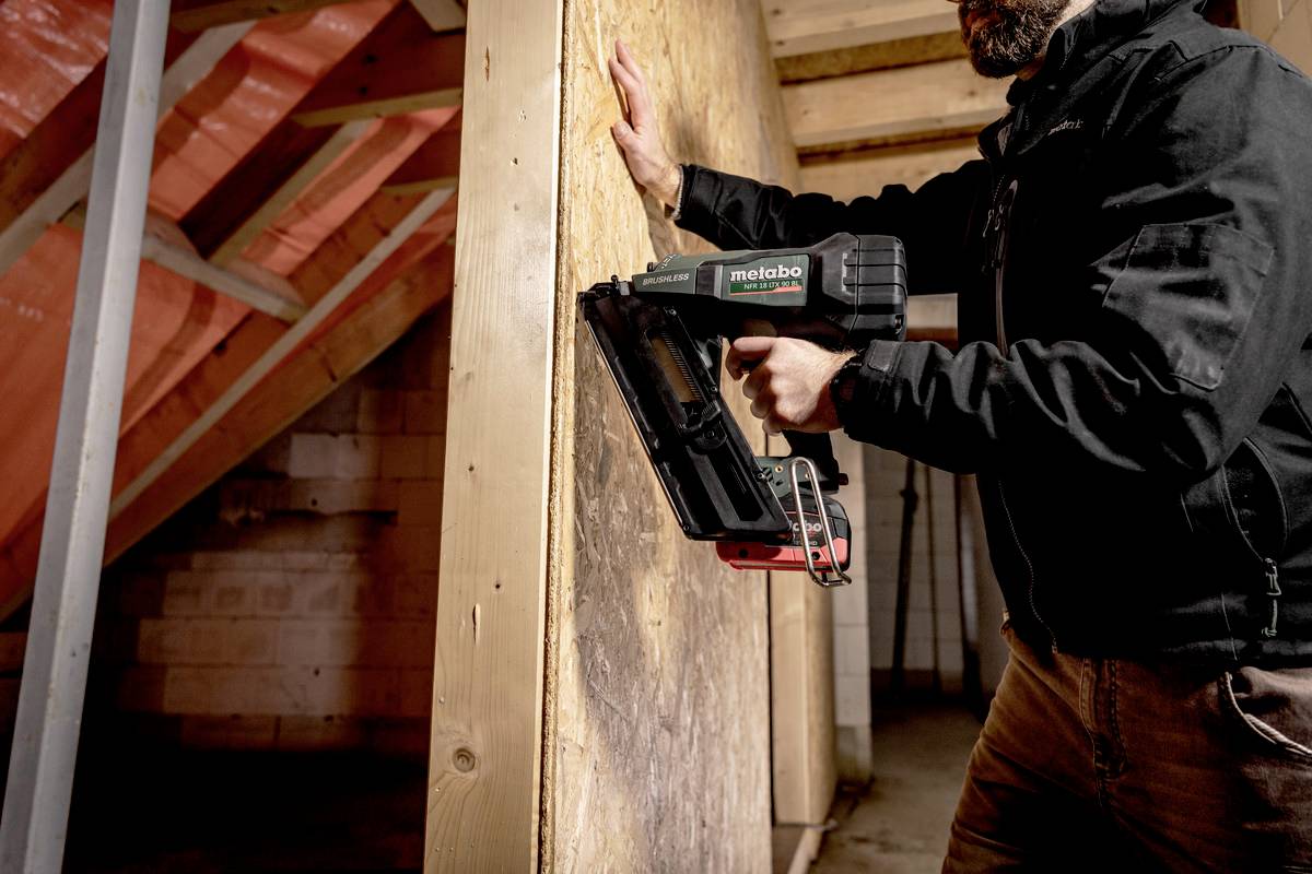 Metabo 612090800 akumulátorová hřebíkovačka, bezkartáčové, vč. 2x aku, kufřík, vč. nabíječky-4