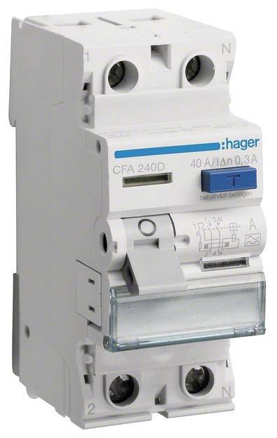 'Proudový chránič Hager, model CFA 240D, 40 A/30 mA. Bílý, obdélníkový design s modrou tlačítkou.'