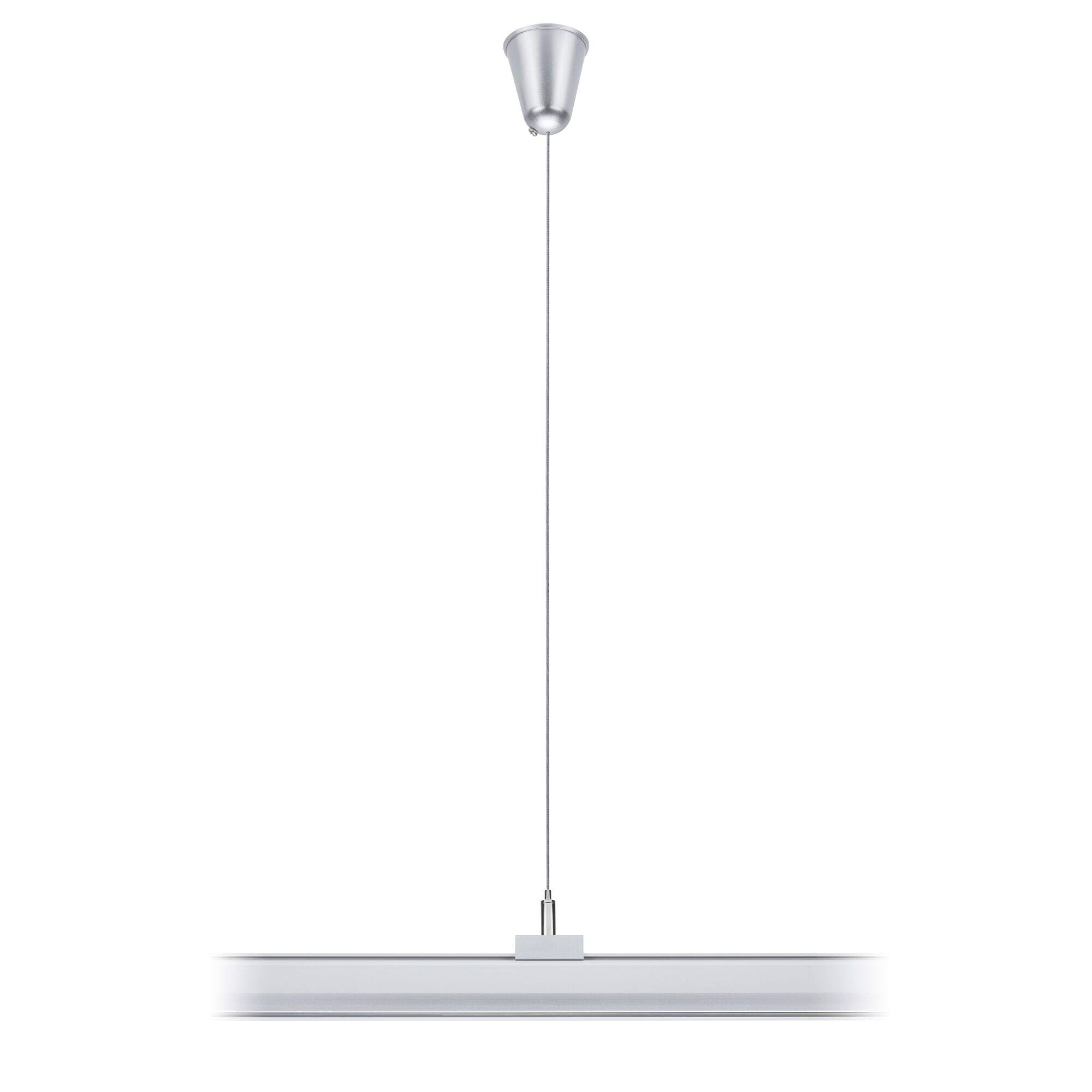 Stříbrná závěsná lustr s dlouhým, tenkým kabelem a širokým, plochým stínidlem. Moderní, minimalistický design.