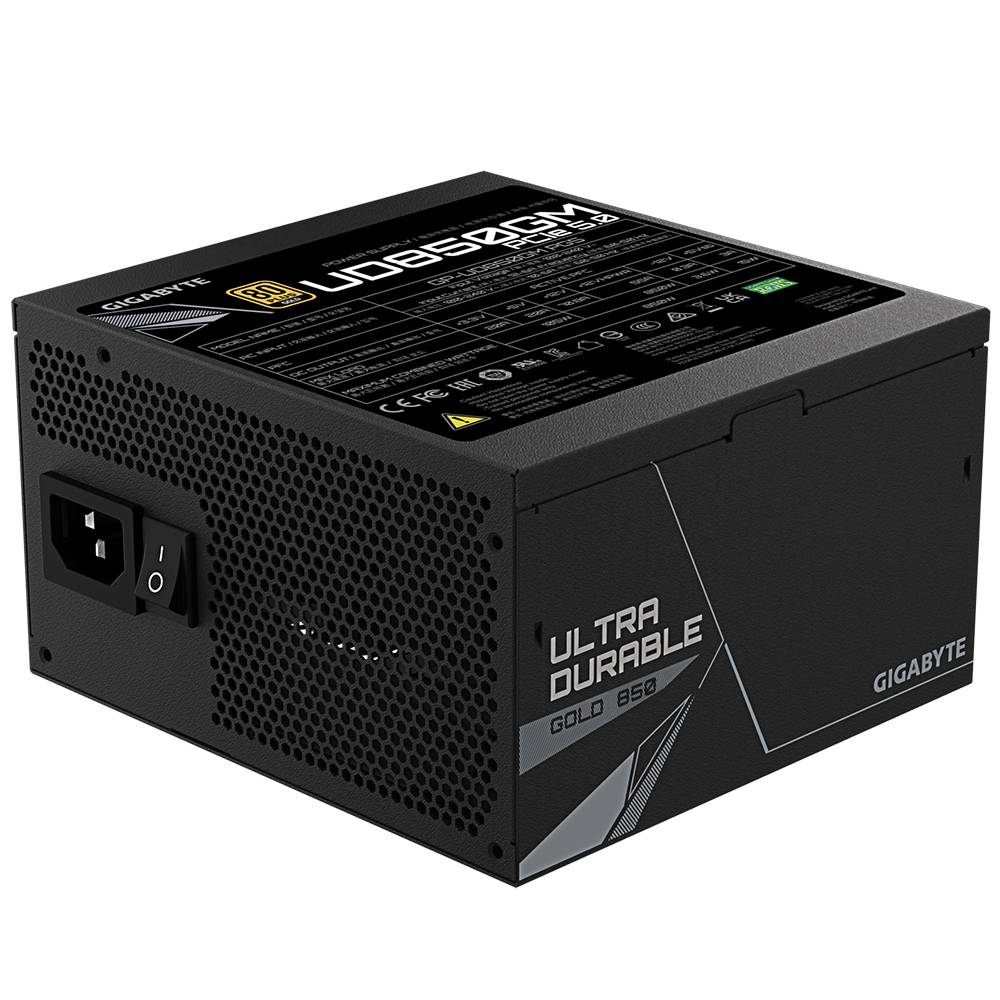 Černý napájecí zdroj Gigabyte ULTRA DURABLE Gold 850 s větrací mřížkou, spínačem a napájecím konektorem na jedné straně.