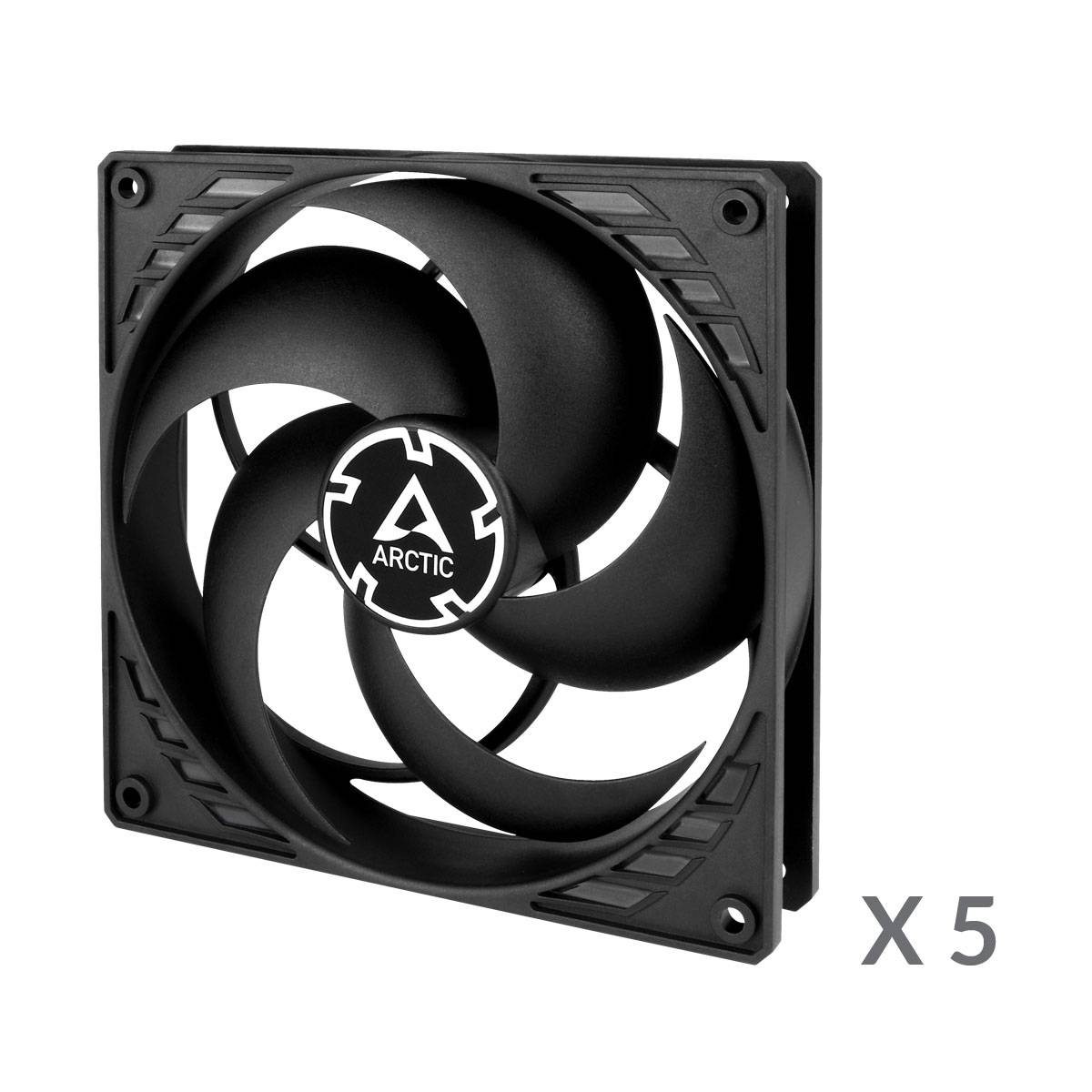 Černý počítačový ventilátor značky Arctic s pěti lopatkami, vícenásobná sada 5 ventilátorů.