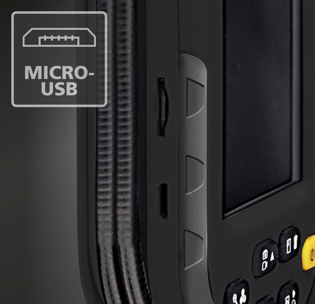 'Detailní záběr přenosného elektronického zařízení s micro-USB konektorem a displejem. Tlačítka se nacházejí pod displejem.'