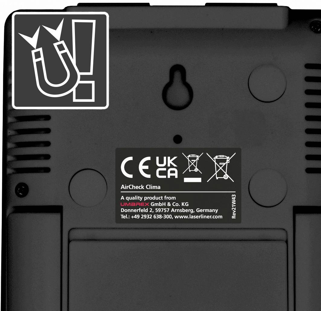 'Zadní strana zařízení s označením CE a UKCA, výstražný symbol pro magnety, údaje výrobce: AirCheck Clima, Arnsberg, Německo.'