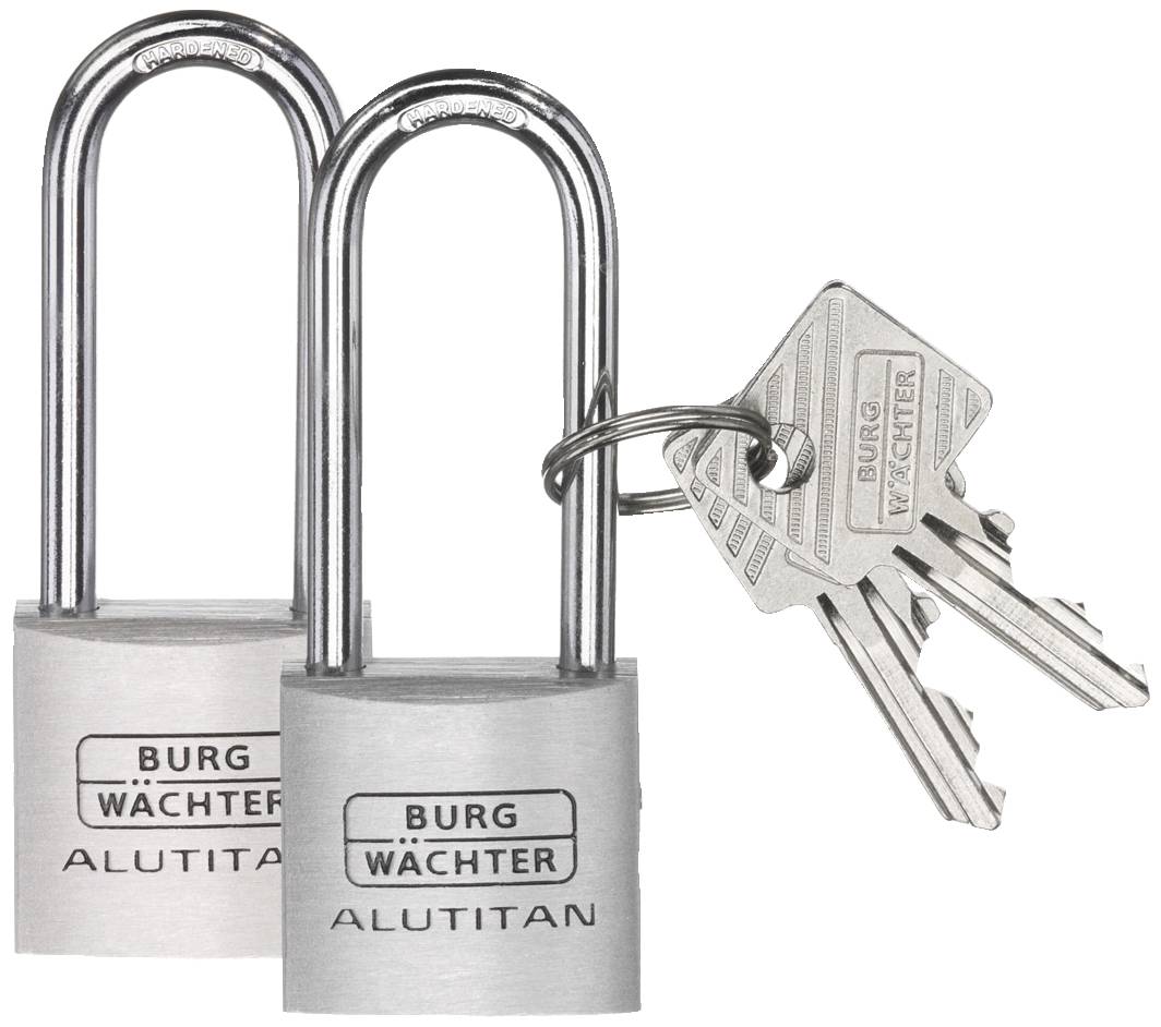 Dva stříbrné visací zámky s nápisem 'Burg Wächter Alutitan'; jeden je otevřený, s třemi klíči na kroužku.