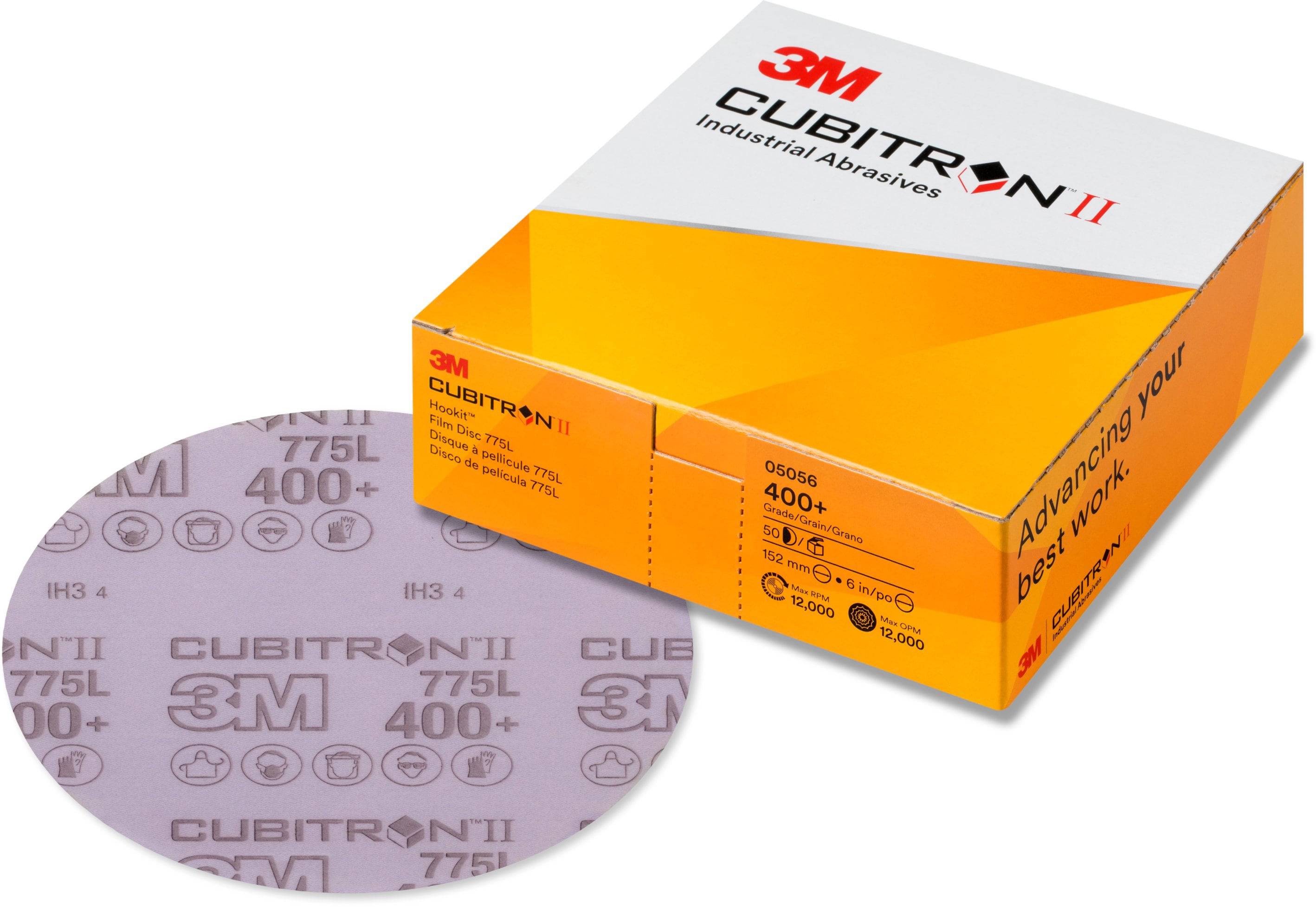 Brusný papír 3M Cubitron II, kulatý, zrnitost 400+. Balení je žluto-bílé s firemním logem a textem 'Posouvejte své nejlepší výsledky'.