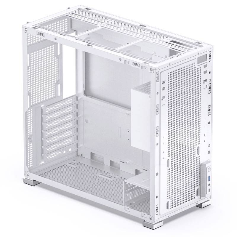 Bílý počítačový kryt bez vnitřních komponent, pohled z boku. Obsahuje předinstalované větrací mřížky a držáky pro hardware.