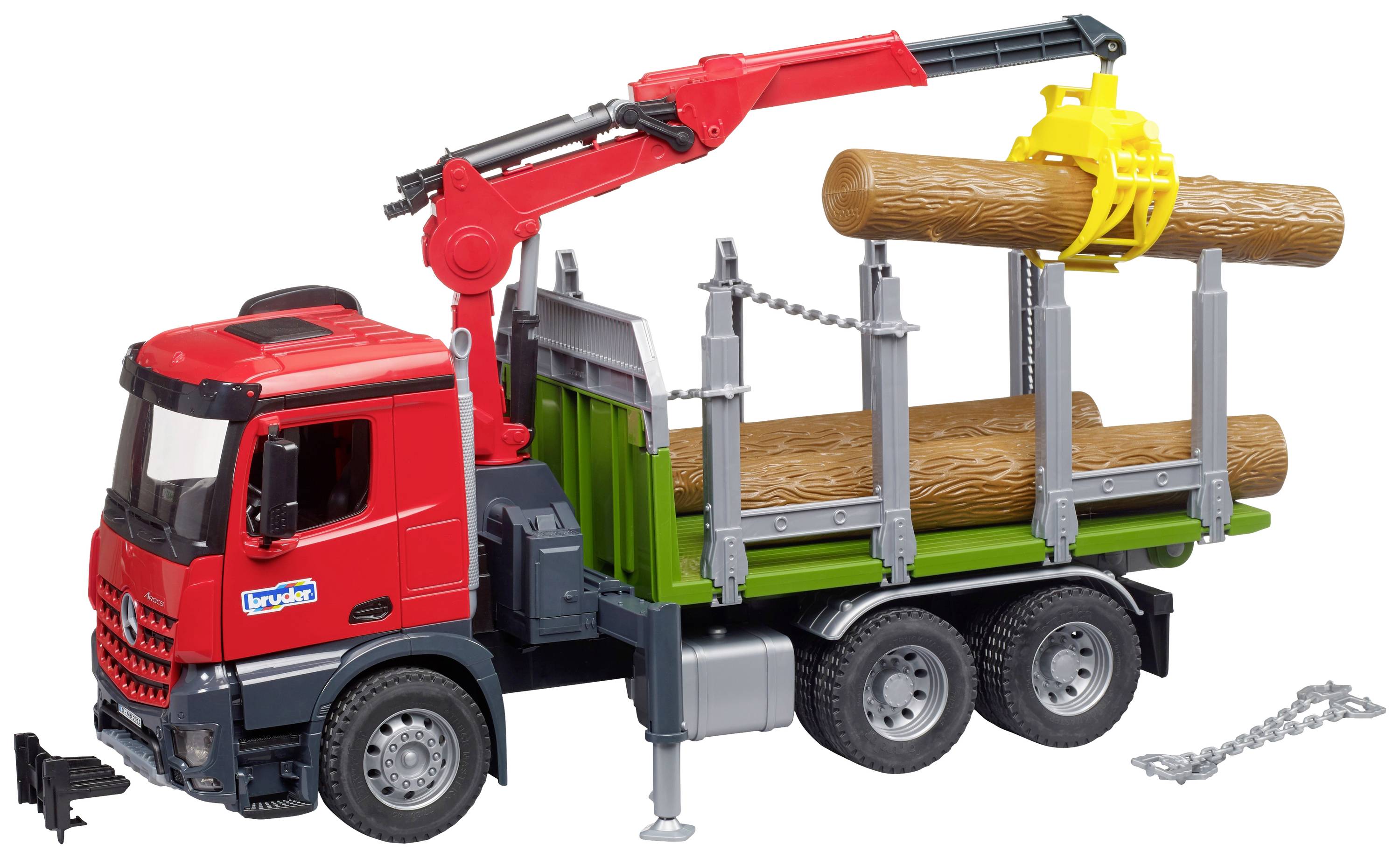 Dřevěný hračkářský náklaďák s červeným tahačem a žlutou hydraulickou rukou, který nakládá dva kmeny.