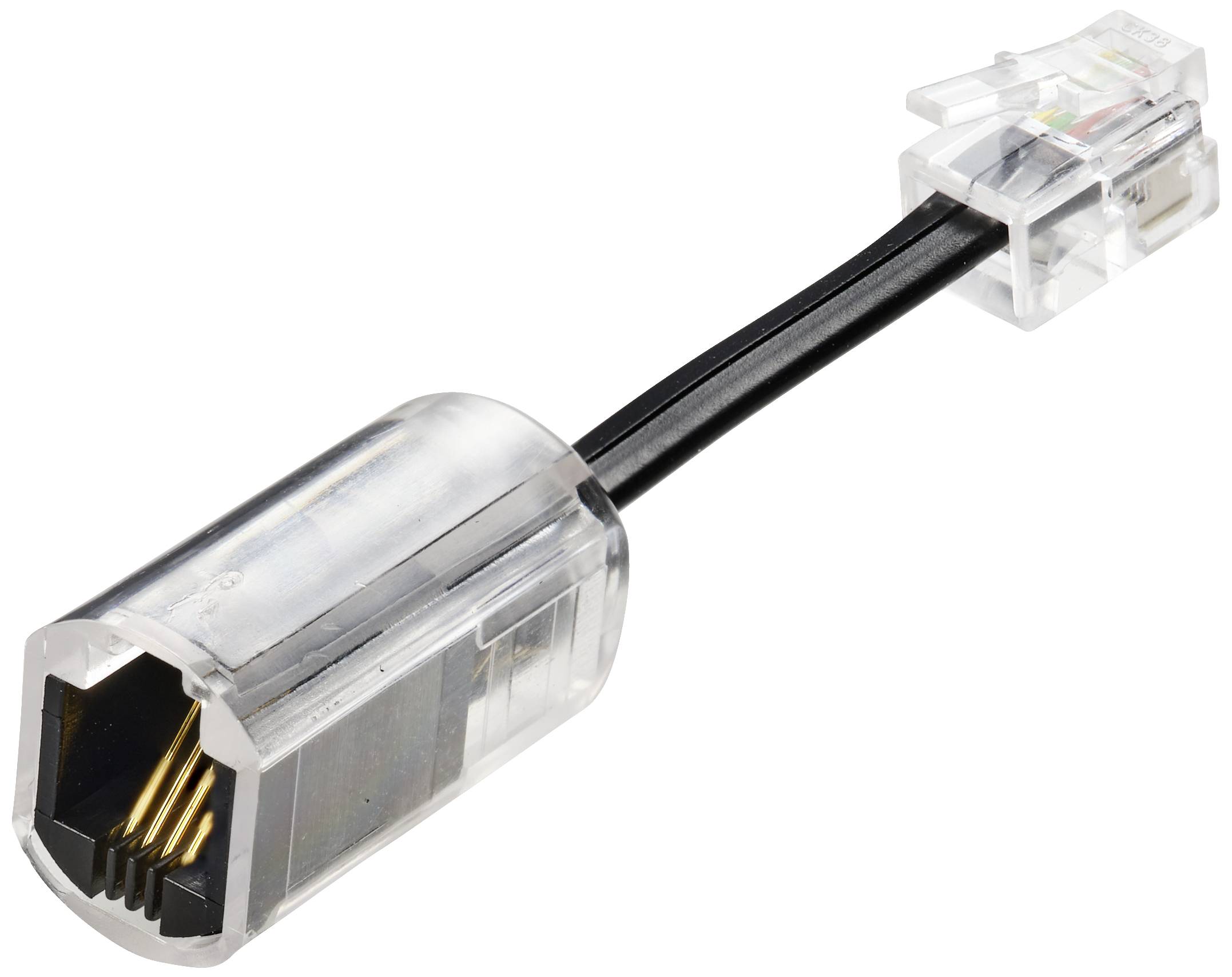 RJ11 konektor připojený k RJ45 adaptéru, oba průhledné. Adaptér má zlaté kontakty.