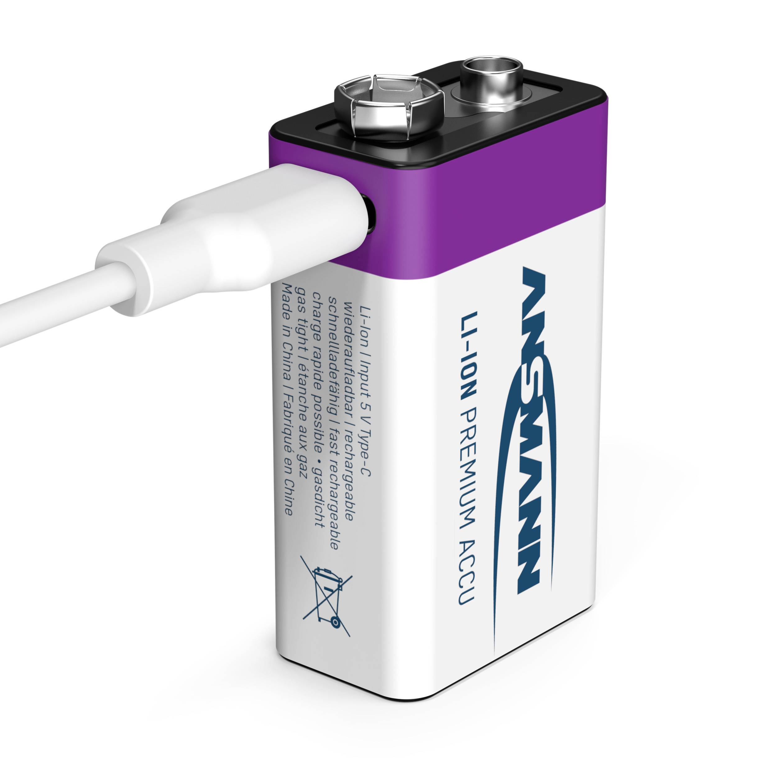 Fialovo-bílá 9V lithium-iontová baterie od společnosti Ansmann s USB-C konektorem.