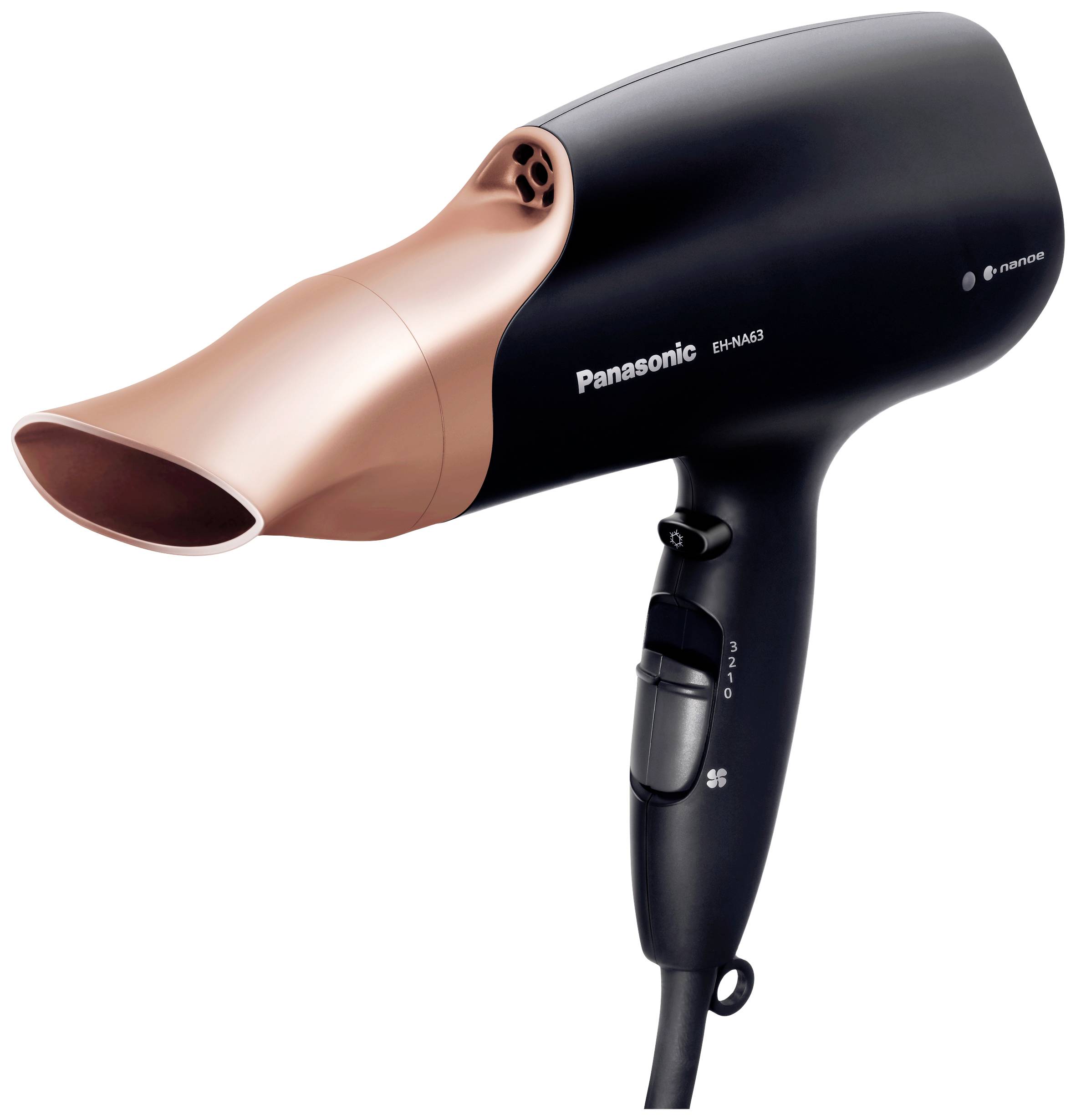 Černý fén na vlasy značky Panasonic, model EH-NA63, s měděným výstupem vzduchu, zobrazený na bílém pozadí.