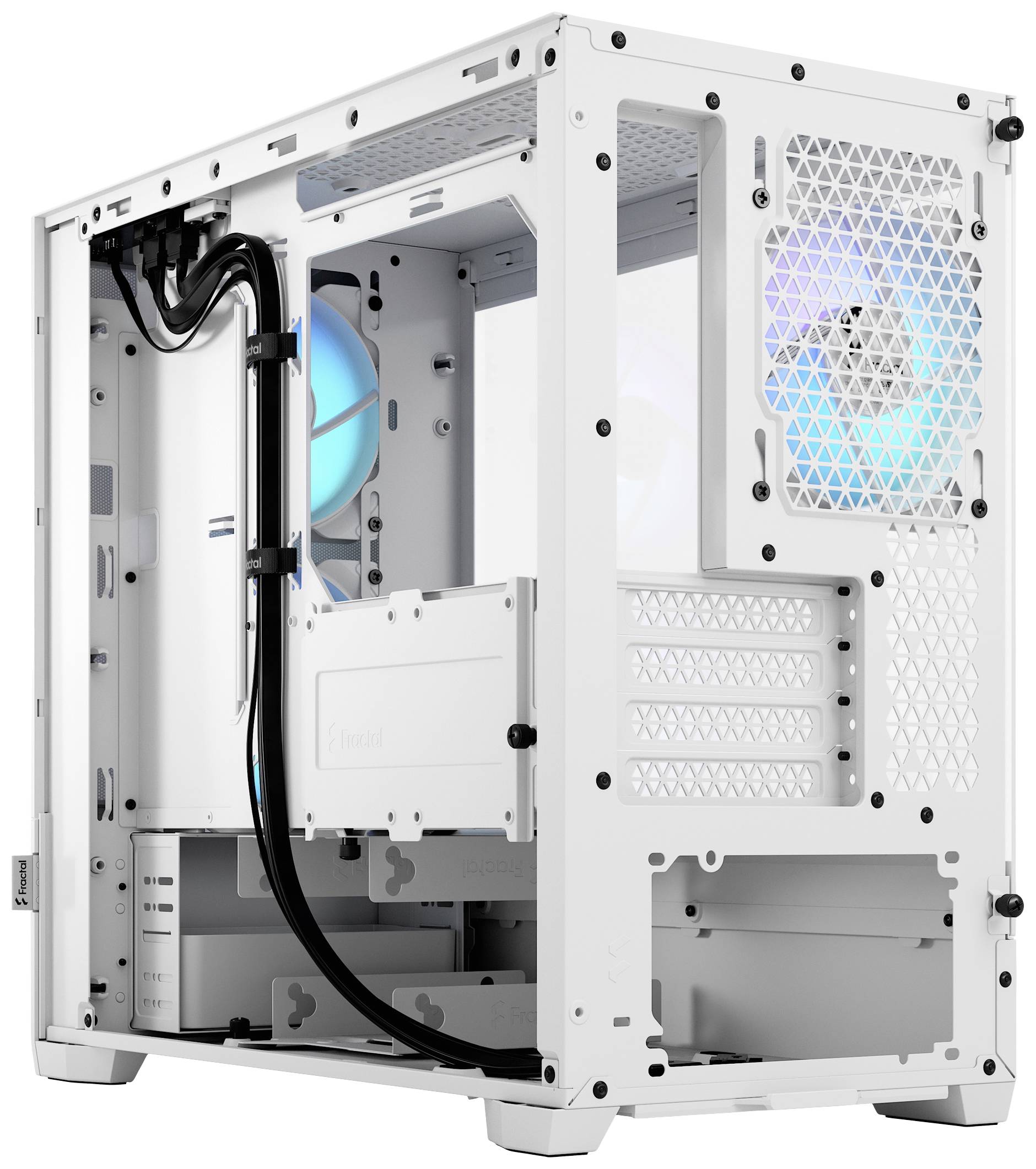 Bílý počítačový case s RGB podsvícením. Case ukazuje větrané boční stěny a rozšiřující sloty. Bez nainstalované základní desky.