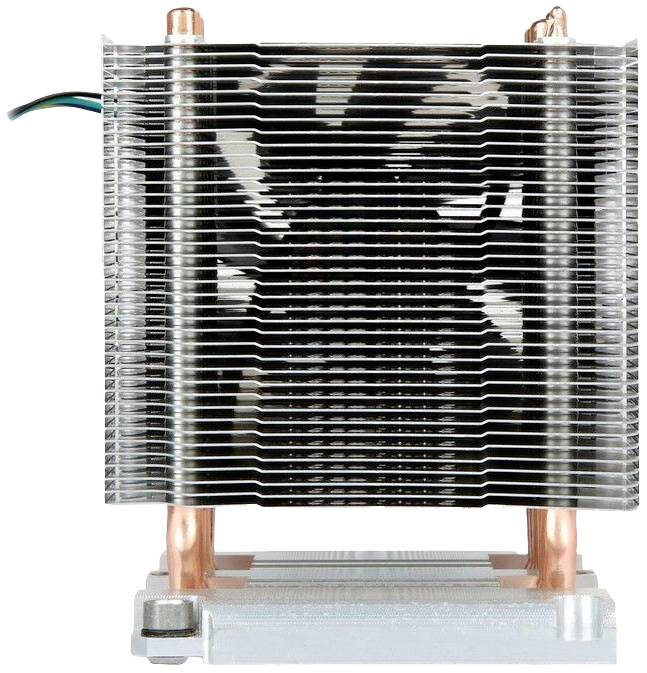 Chladič s hliníkovými lamelami a měděnými trubkami, pohled zepředu. Primárně určený pro chlazení a ventilaci procesorů počítačů.