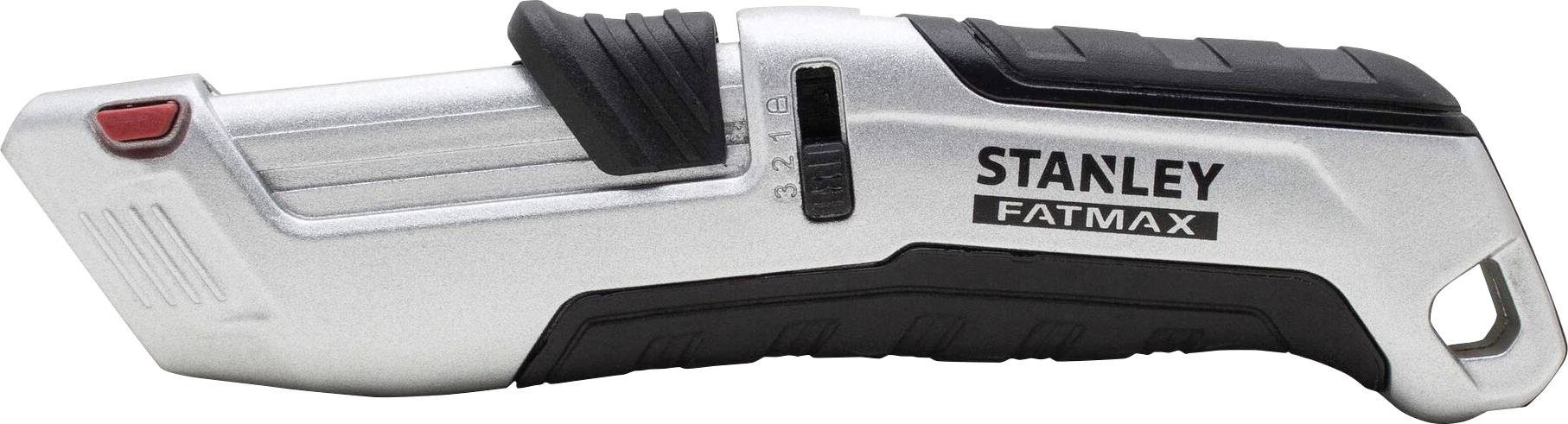 Stříbrný a černý univerzální nůž Stanley Fatmax s červeným tlačítkem a zasouvatelnou čepelí, ergonomicky tvarovaný.
