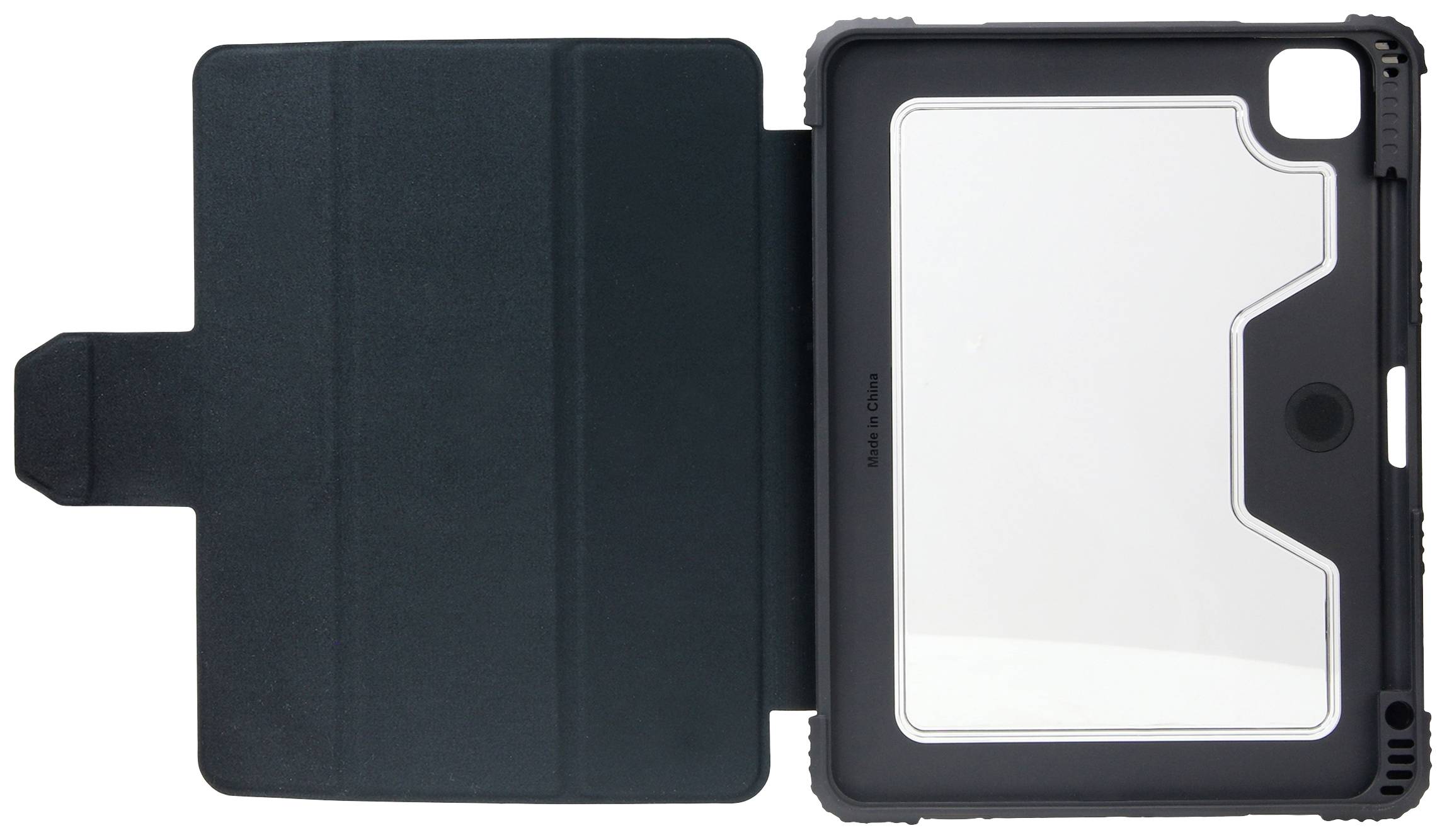 Otevřený ochranný obal na tablet, ukazující vnitřní stranu s místem pro umístění zařízení; vlevo klapka pro uzavření.