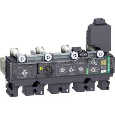 Elektrický blok jisticích automatů s násobným jištěním a spínacími možnostmi, označené svorky 2, 4, 6.