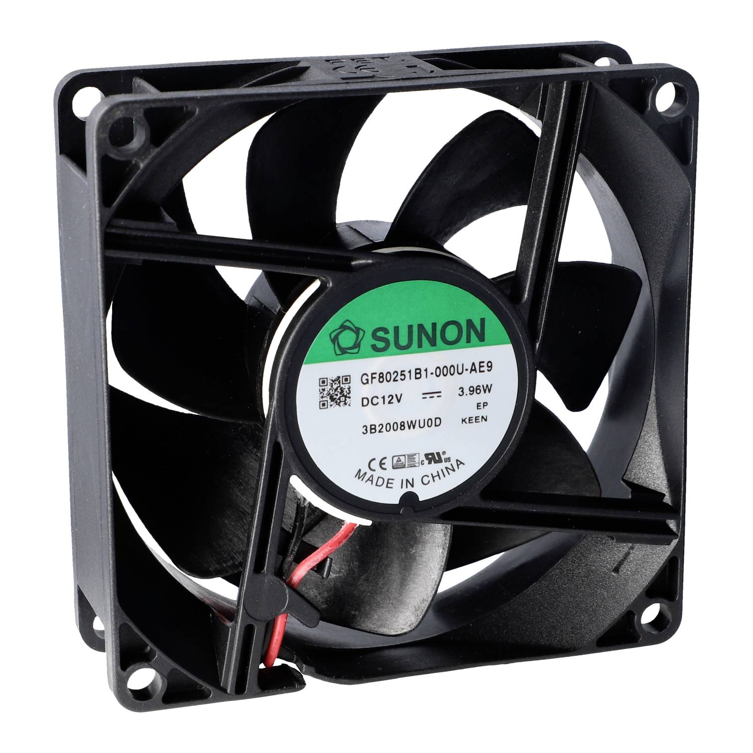 Černý počítačový ventilátor od společnosti Sunon s čtvercovým rámečkem. Štítek zobrazuje modelové číslo a specifikace: 12V, 3,96W.