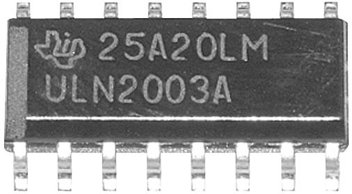 Integrovaný obvod s označením '25A20LM' a 'ULN2003A'. Má 16 vývodů a často se používá v elektronických obvodech.