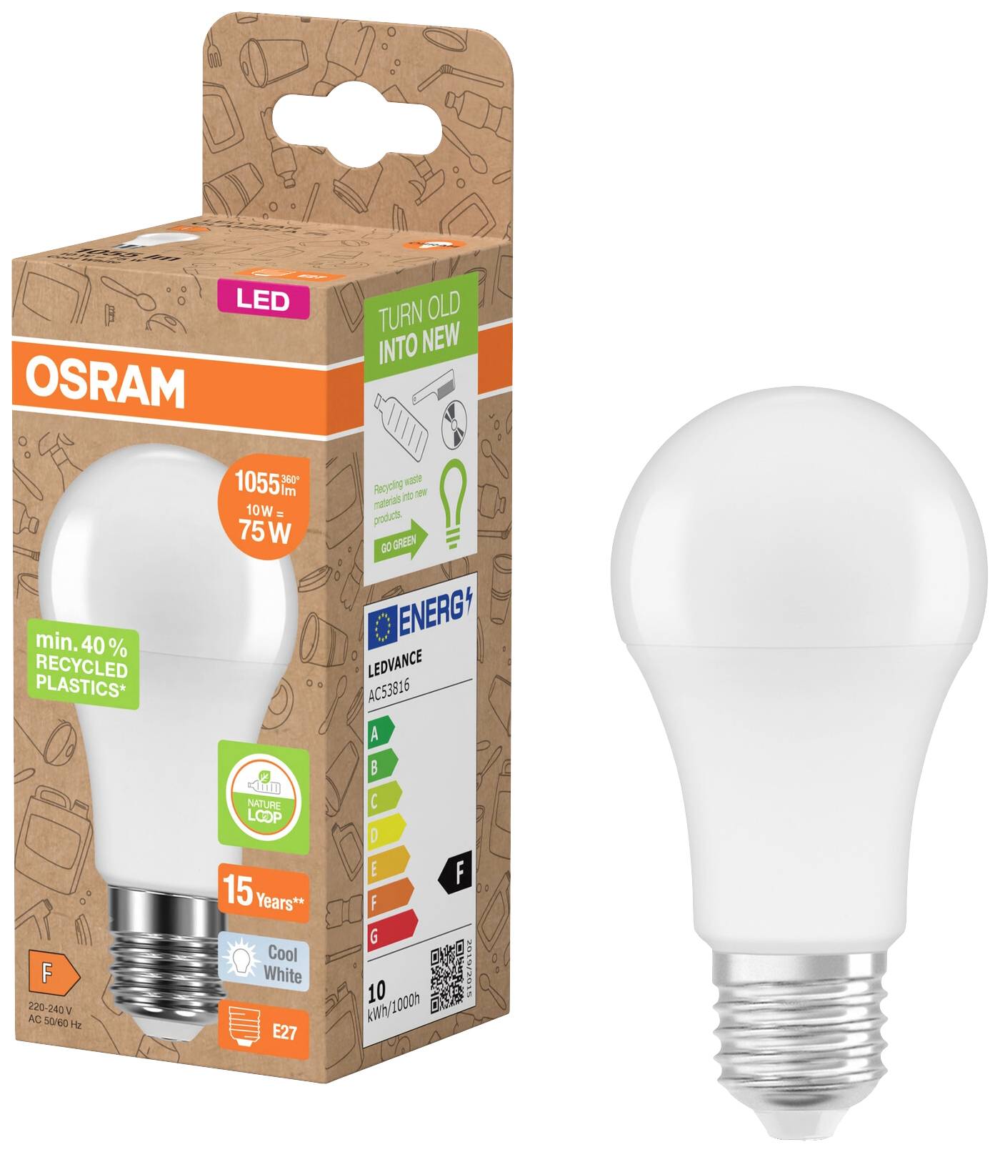 LED žárovka značky Osram vedle jejího obalu. Obal se chlubí 1055 lm, E27, 10W a "min. 40% recyklovaného plastu".