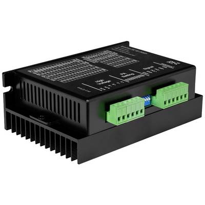 Černý elektrický kontrolér s chladicími žebry a zelenými připojovacími svorkami, specifikace vytištěné na horní straně.