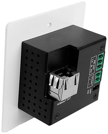 Černé obdélníkové elektronické zařízení s ethernetovým připojením na bílé nástěnné desce. Připojení je zapojeno z boku.