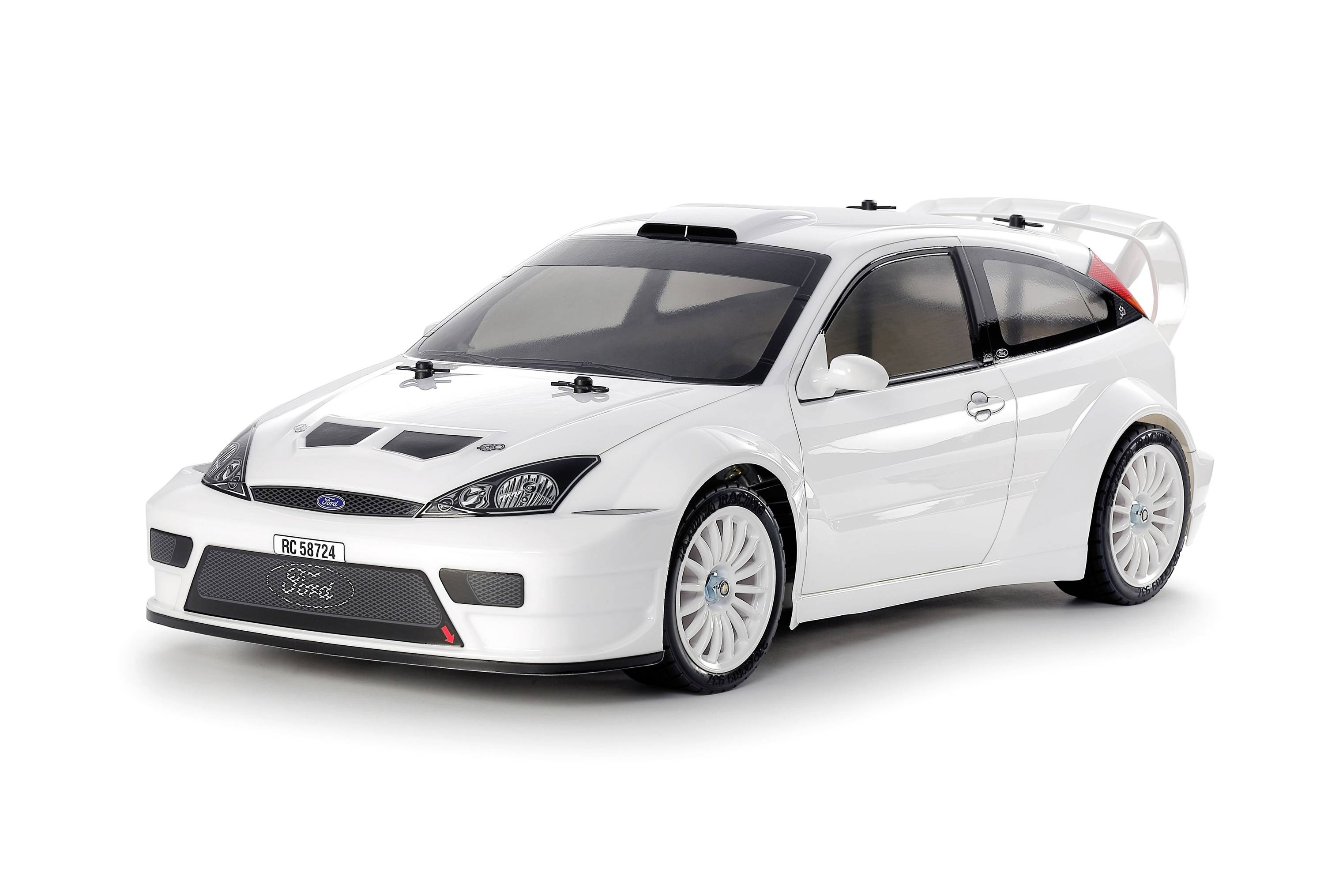 Bílý model závodního automobilu se sportovním designem stojí z boku na neutrální ploše.