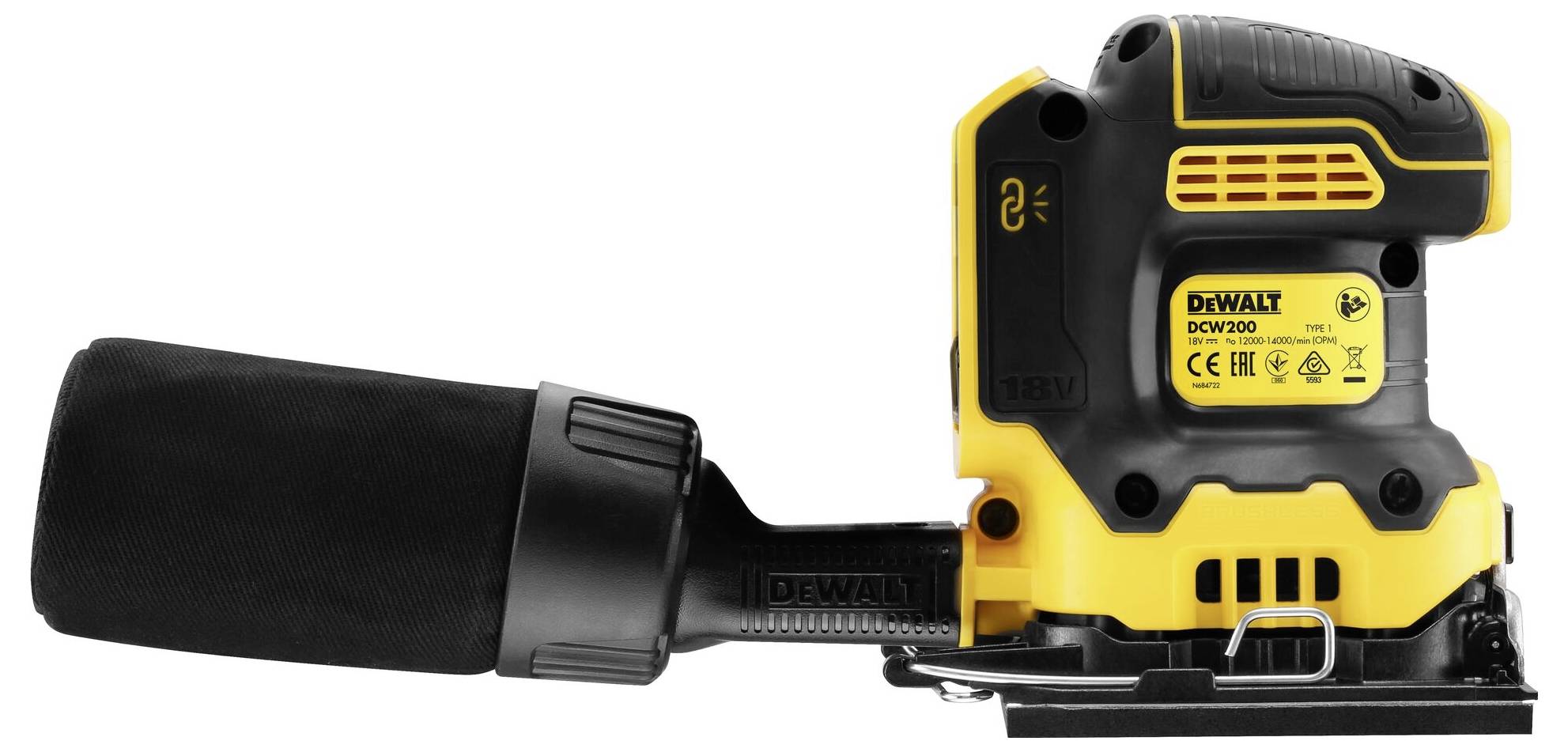 Žlutá a černá elektrická vibrační bruska značky DeWalt s adaptérem pro odsávání prachu na zadní straně.