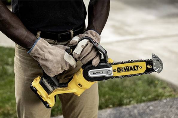 DEWALT DEWALT - DCMPS520N-XJ Akku-Astsäge 20 cm Schwert buerstenlos 18 Volt akumulátor Aku řetězová pila délka čepele 20-5