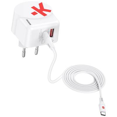 Bílá nabíječka s červeným logem a dvěma USB porty, propojená dlouhým bílým kabelem s obdélníkovým konektorem.
