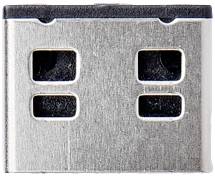 USB konektor se stříbrným kovovým pouzdrem a čtyřmi obdélníkovými otvory.
