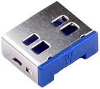 Detailní záběr stříbrně modrého USB konektoru s mírně seříznutou stranou.