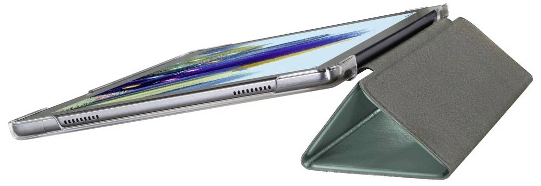 Tablet v otevíratelném pouzdře zobrazuje barevný displej. Pouzdro podporuje tablet v šikmém úhlu pohledu.
