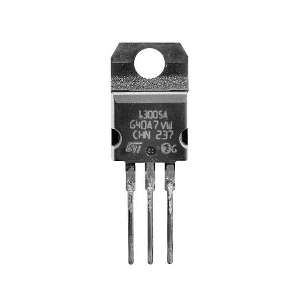 STMicroelectronics tranzistor (BJT) ST13007 TO-220 NPN