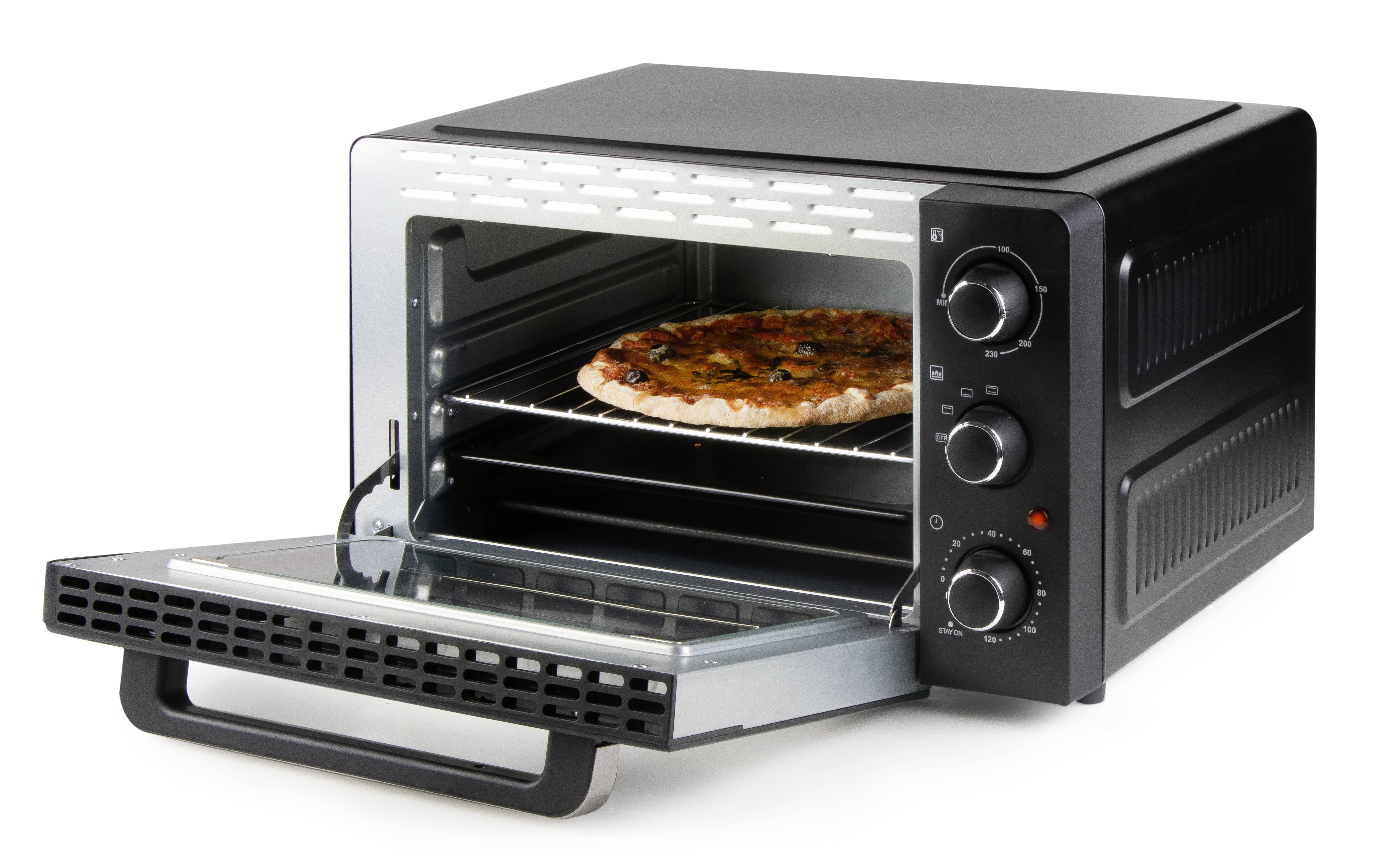 Černostříbrná miniaturní trouba s otevřenými dvířky, ve které se na roštu peče pizza. Po straně jsou tři otočné knoflíky.