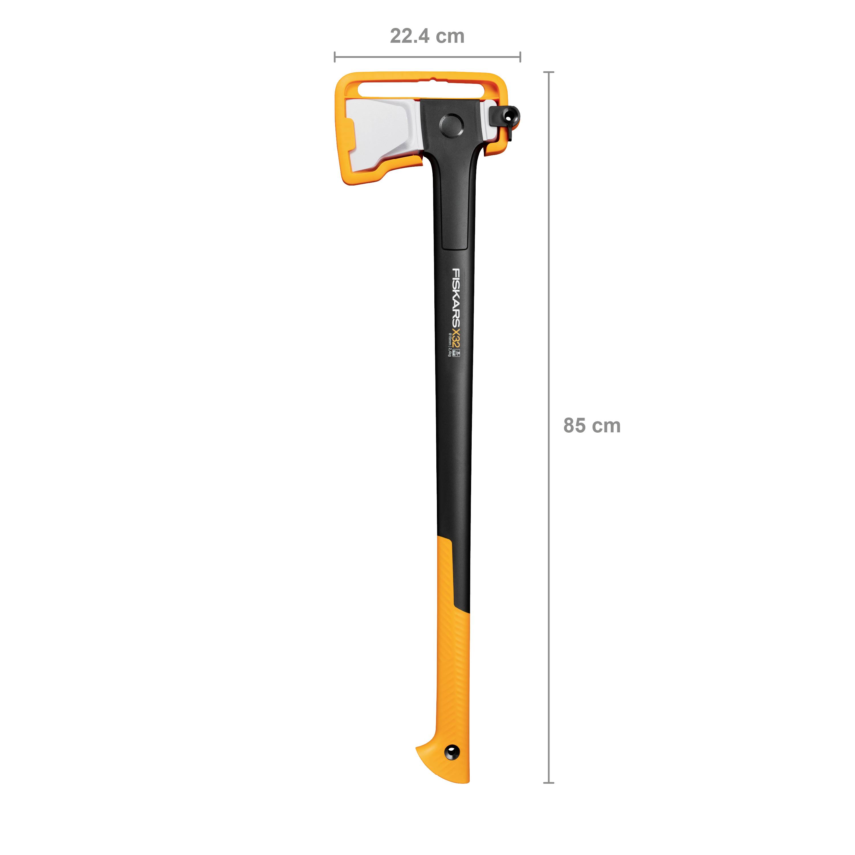 Sekera s oranžovou a černou rukojetí, dlouhá 85 cm. Čepel v oranžovém ochranném obalu. Navržena pro práci se dřevem.