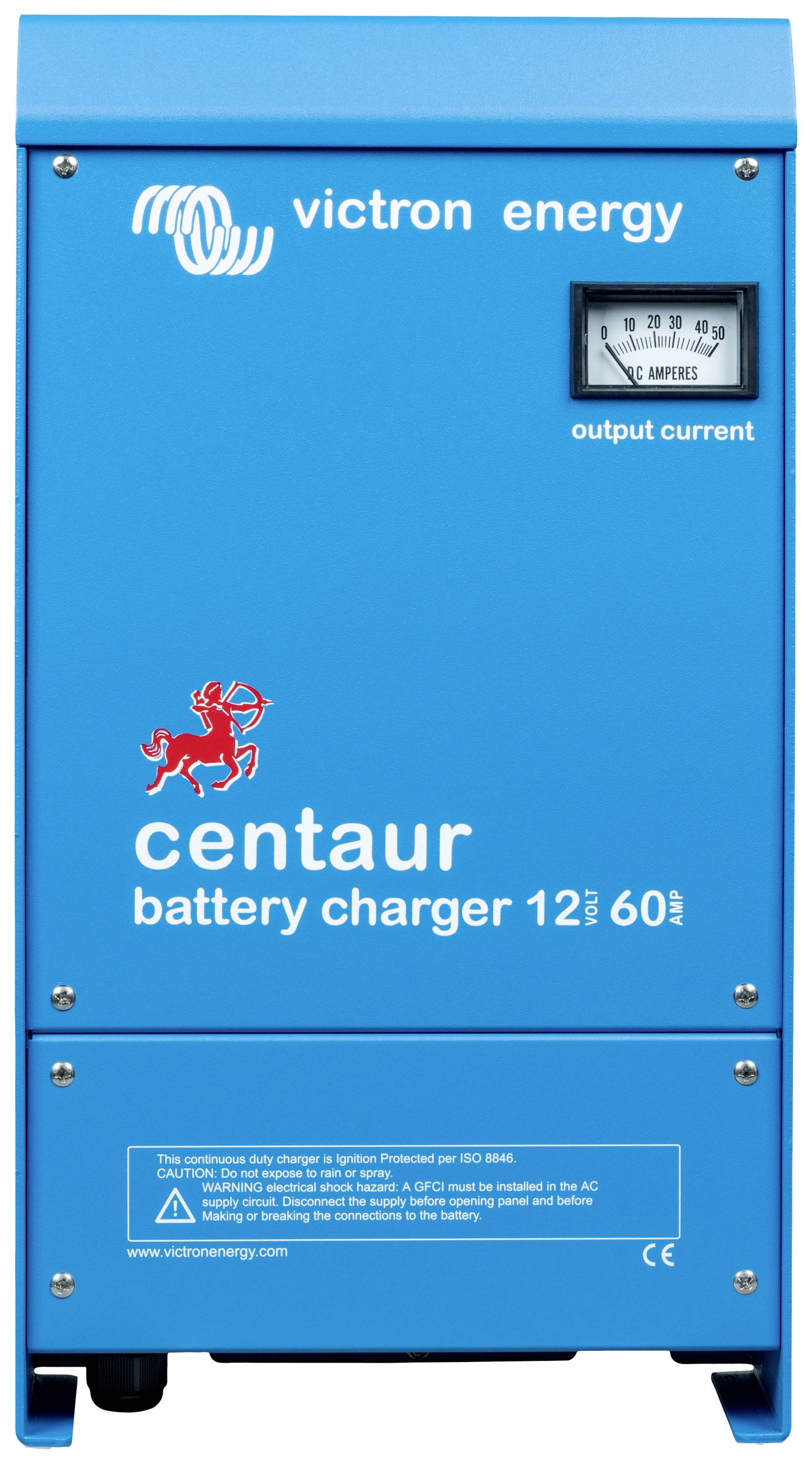 Modrý nabíjecí přístroj Victron Energy Centaur s ampérmetrem a firemním logem, zobrazující výstupní proud. Model: 12V 60A.