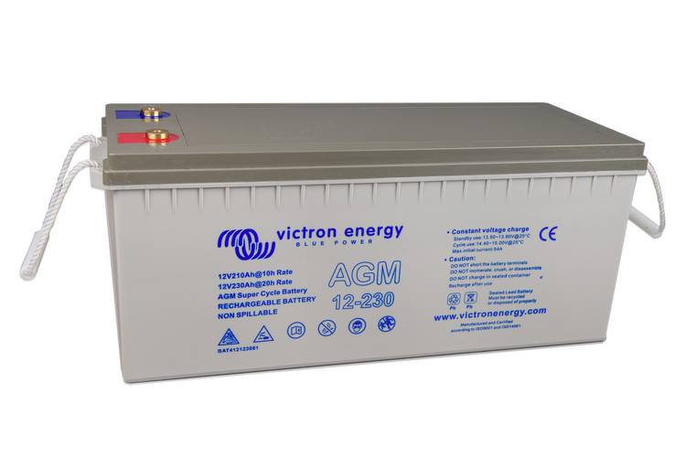 AGM baterie od Victron Energy s madly a svorkami, model 12-230. Vhodná pro solární a nouzové napájecí aplikace.