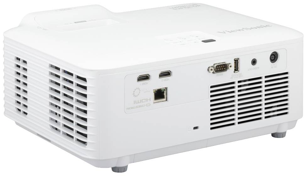 Bílý videoprojektor s různými konektory na zadní straně, včetně HDMI, USB a napájecího vstupu.