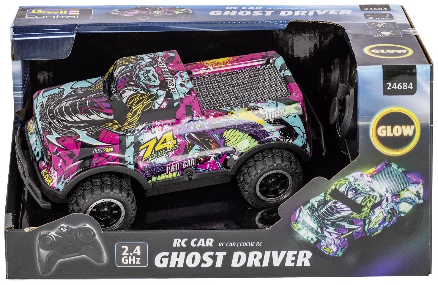 Hračkové auto v krabici s barevným graffiti designem, nápisem '74', zobrazenou dálkovým ovladačem, text na obalu 'RC autíčko Ghost Driver'.