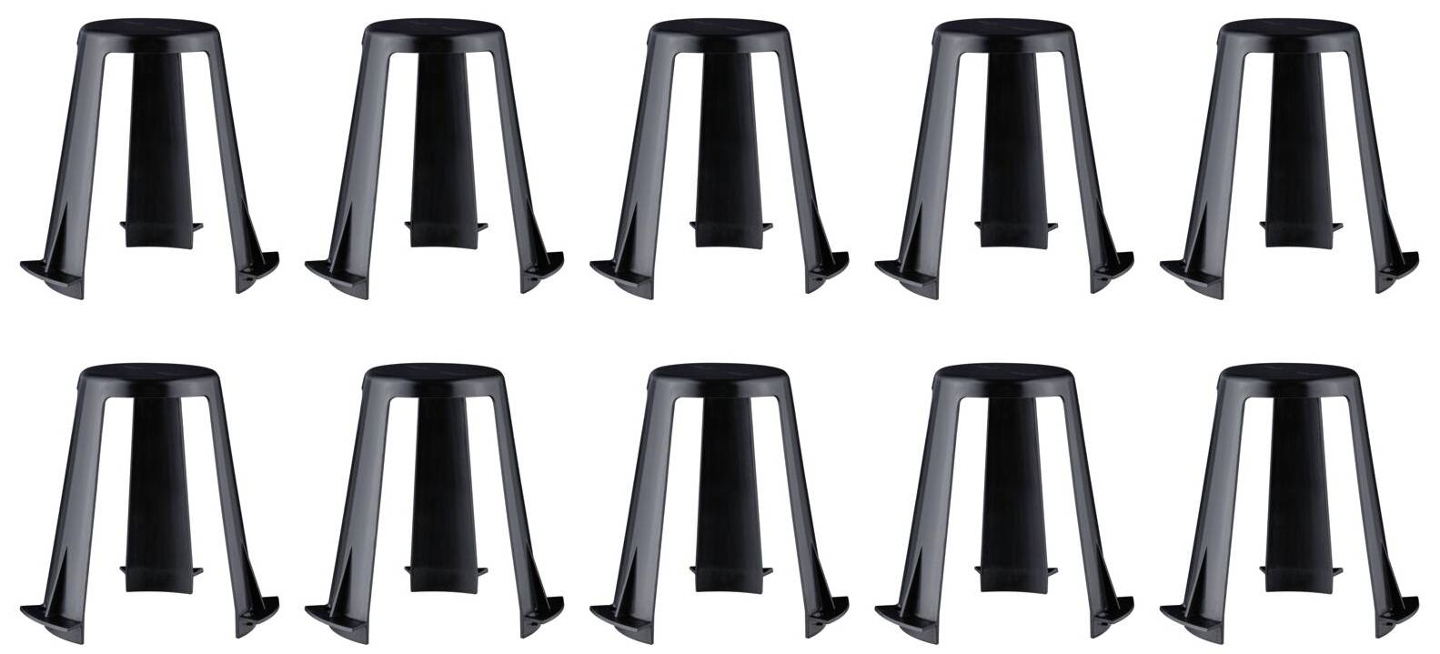 Několik identických černých podložek z plastu, které jsou umístěny vedle sebe a jsou vhodné pro staveniště ke stabilizaci litých potěrových rohoží.