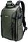 Olivově zelený, kompaktní batoh s několika kapsami a nastavitelnými popruhy. Ideální pro fotografickou výbavu a outdoorové aktivity.