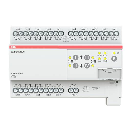 Modul KNX spínacího aktoru s několika vstupy a spínači pro ovládání elektrických zařízení v inteligentním domácím systému.