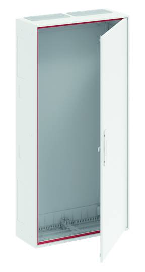Otevřená bílá skříň s kovovým rámem, vhodná pro instalaci elektrických zařízení nebo jako rozvodná skříň.
