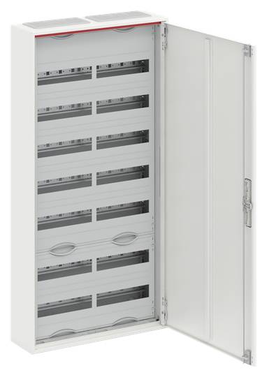 Otevřený rozvodný box s několika prázdnými lištami pro elektrické komponenty. Box je bílý, dvířka jsou otevřená doprava.