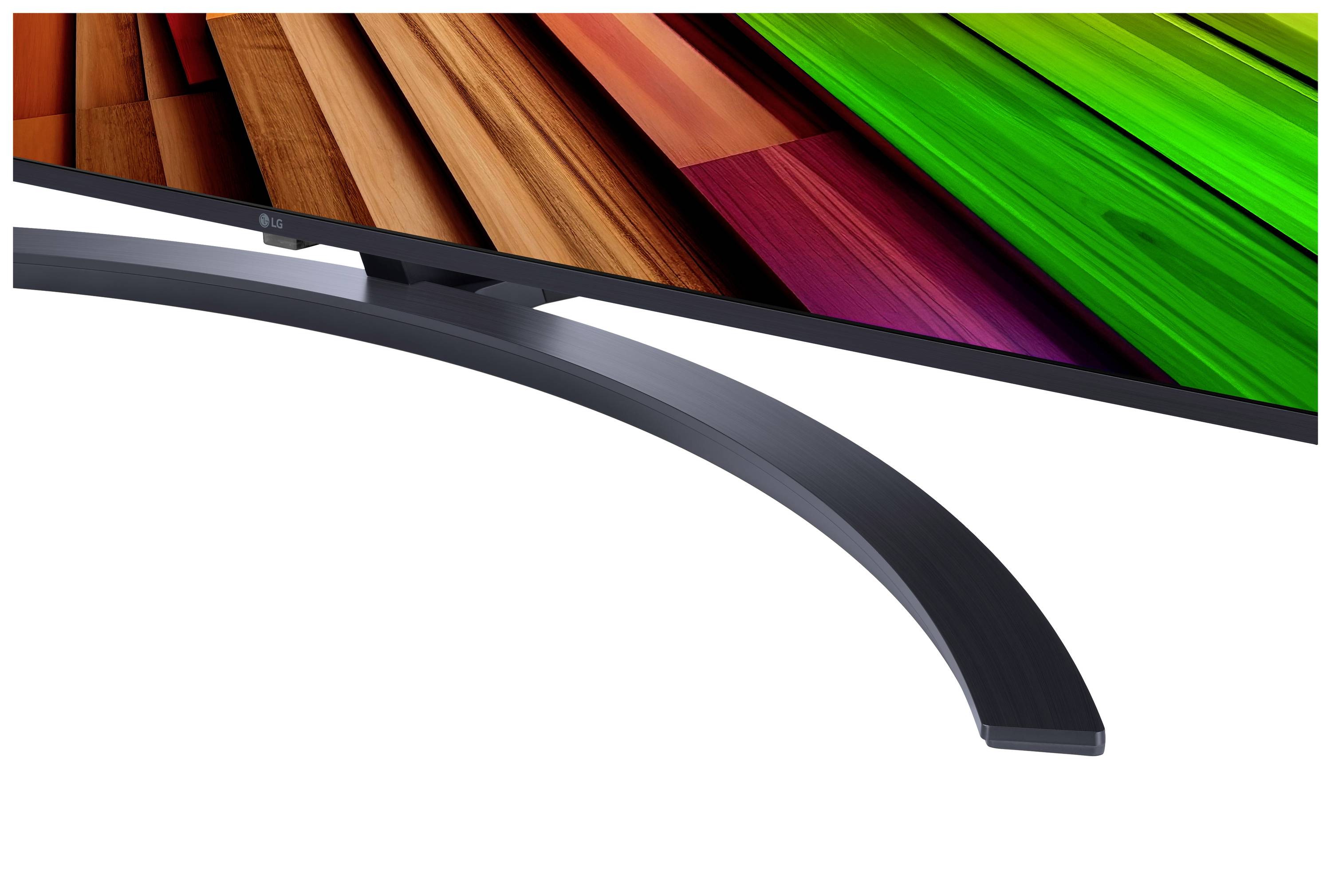 Moderní televize s tenkým, zakřiveným stojanem zobrazuje živý, barevný vzor.