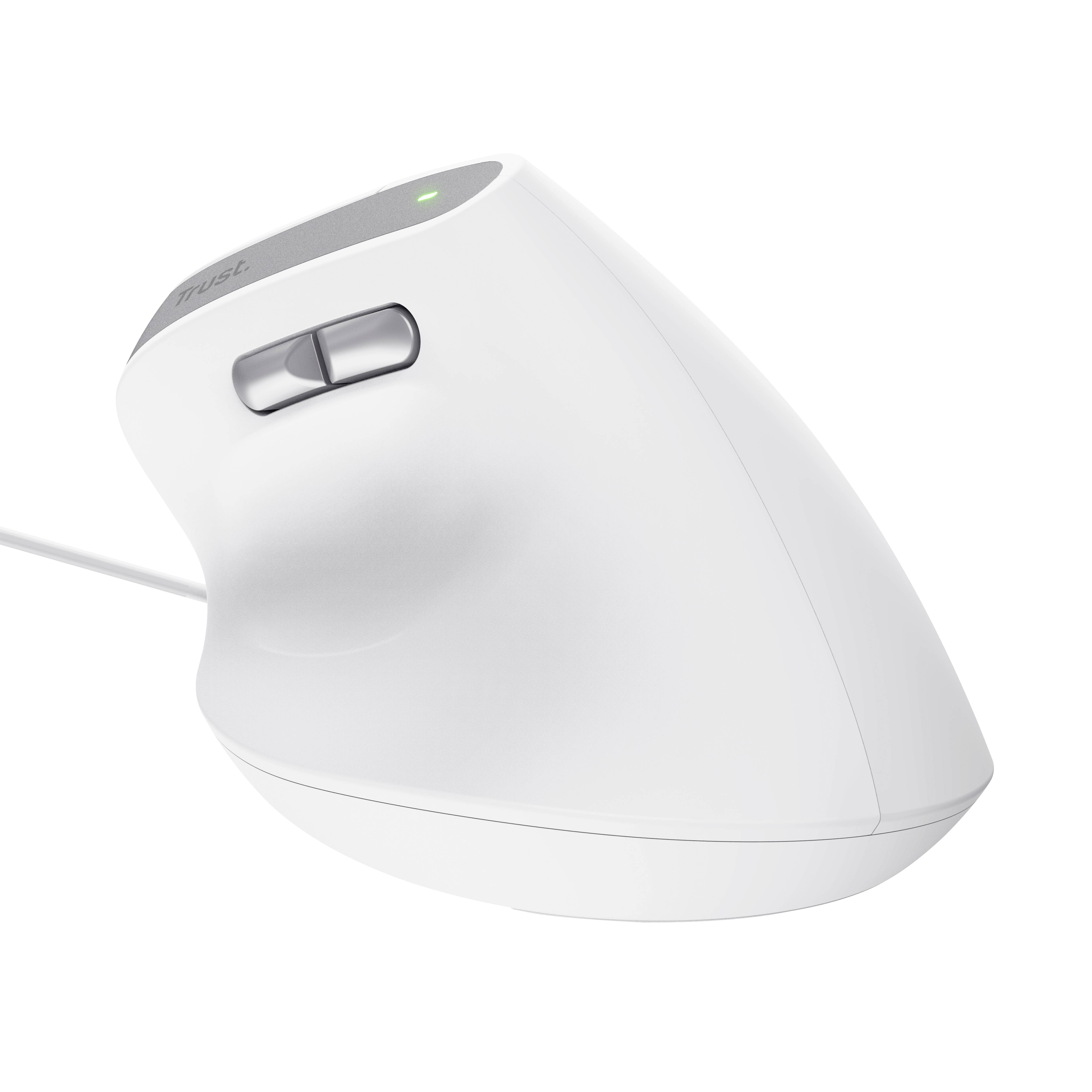 Bílá vertikální ergonomická počítačová myš s kabelem, zobrazená z bočního pohledu se dvěma tlačítky pod palcem a rolovacím kolečkem nahoře.