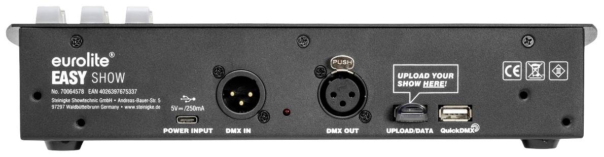 Zadní strana show controlleru s konektory: napájení, DMX vstup a výstup, USB port a slot na SD kartu.