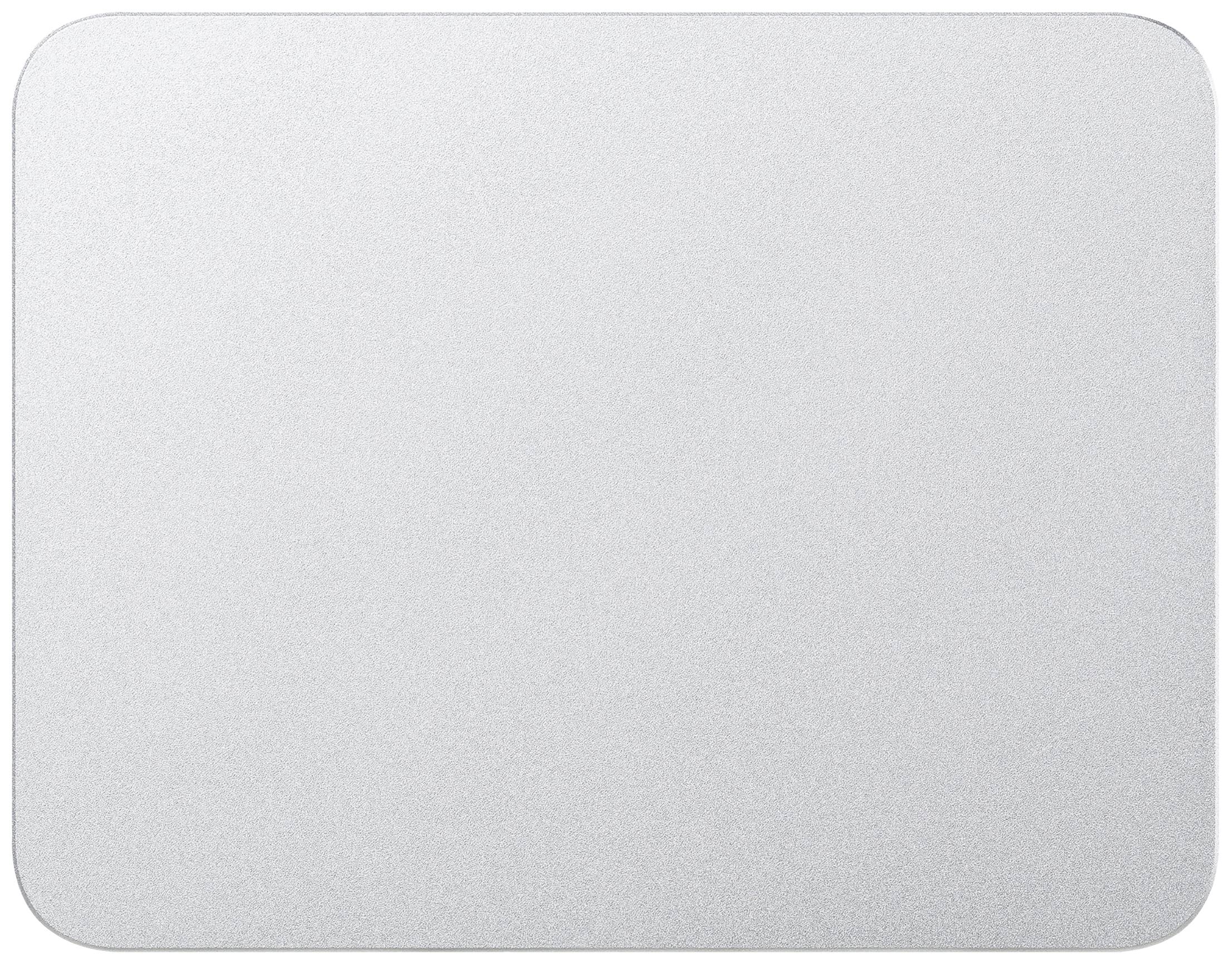 Stříbrný, obdélníkový touchpad se zaoblenými rohy na bílém pozadí, bez viditelných ovládacích prvků.