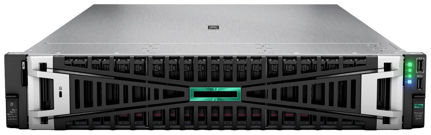 Stříbrný server s černou přední stranou a několika větracími otvory v datovém centru. Světla na pravé straně indikují provozní stav.
